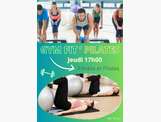 Gym Fit' Pilates: jeudi 17h00 dès 15 ans
Cours de gym  hybride réunissant une partie Fitness et une partie Pilates.
Fitness : Gym dynamique de renforcement musculaire avec différents matériels (haltères, élastique, ballon, bâton, fitball, step...)
Pilates : Gym douce et posturale pour tonifier en profondeur les muscles de la sangle abdominale et du dos en associant,  respiration, concentration, précision, contrôle…) Méthode vous apportant un bien être physique et mental.
La séance se terminera par du stretching pour détendre tous les muscles et conserver sa souplesse.